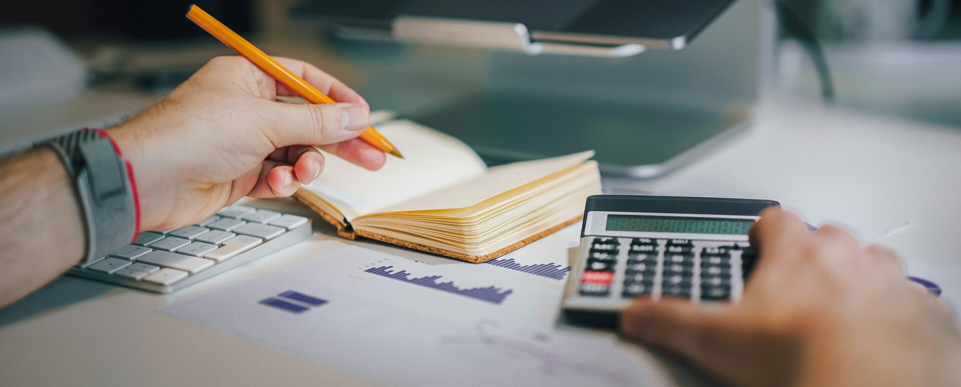 PaySimpli blog offering HR, Payroll, and Taxation advice for businesses